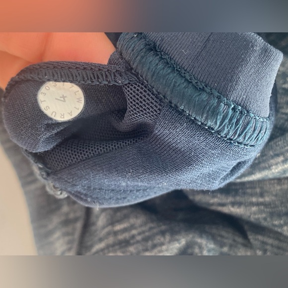 LULULEMON | Raise The Barre Tank | Deep Heathered Navy | Size 4 - Picture 8 of 8